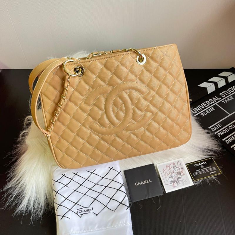 READY CHANEL GST CAVIAR GHW