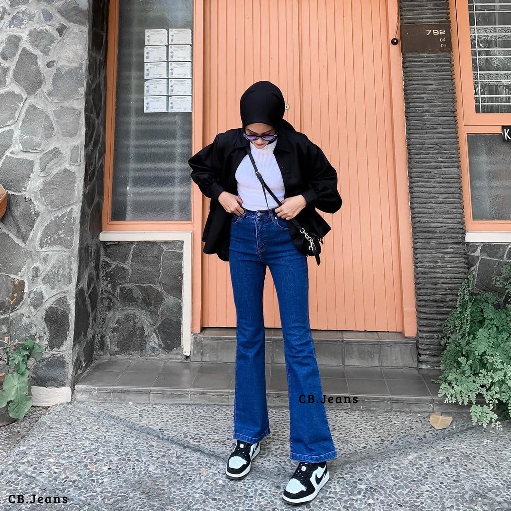 Highwaist Cutbray Jeans Strech Wanita