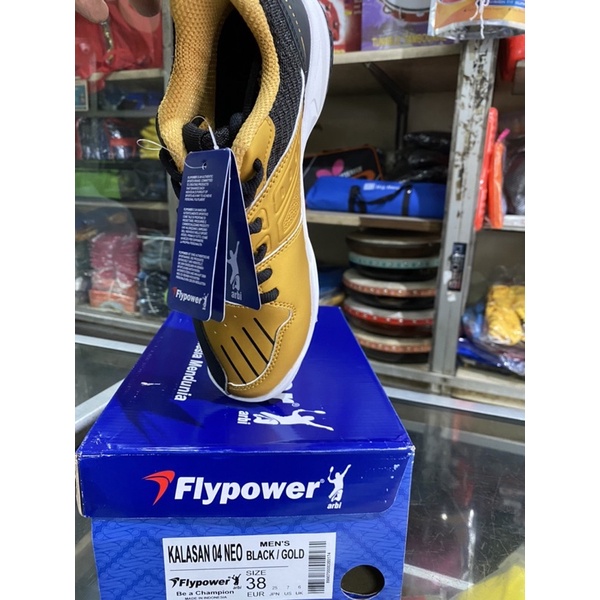 sepatu bulutangkis flypower kalasan 05 &amp; 04 neo ori