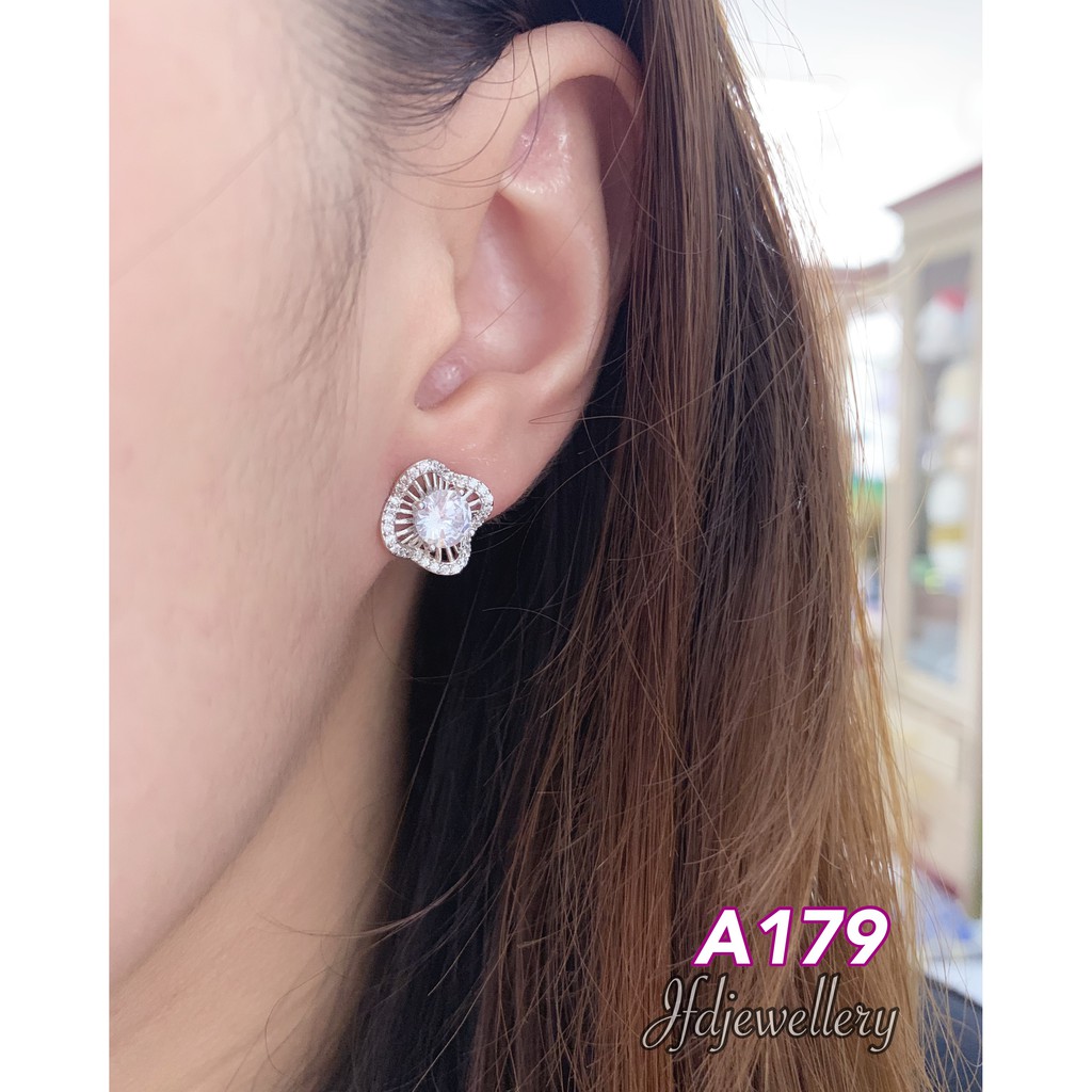 Anting titanium berlian anting tindik / hooks anting berlian - A179
