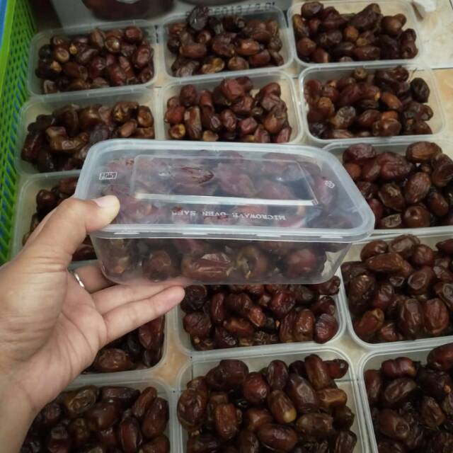 

Kurma Golden Valley