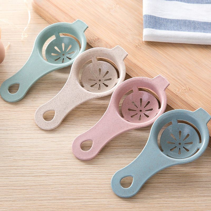 simple plastic egg separator / pemisah kuning telur