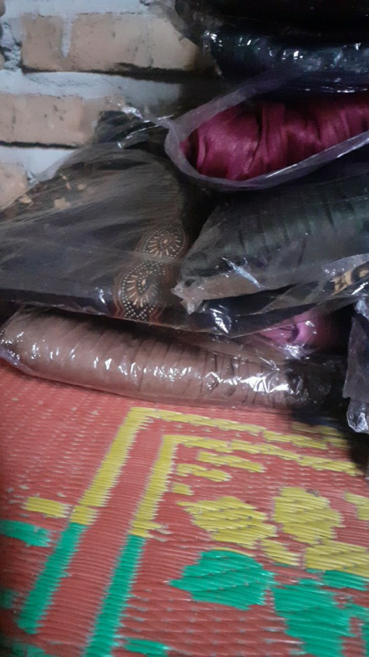 Gurdo Pari Kemeja Batik Pria Reguler Fit Lengan Panjang Modern Ori Dasar Hitam