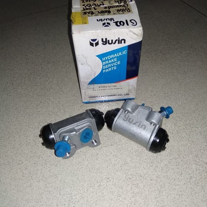 Blok rem belakang charade classy g102