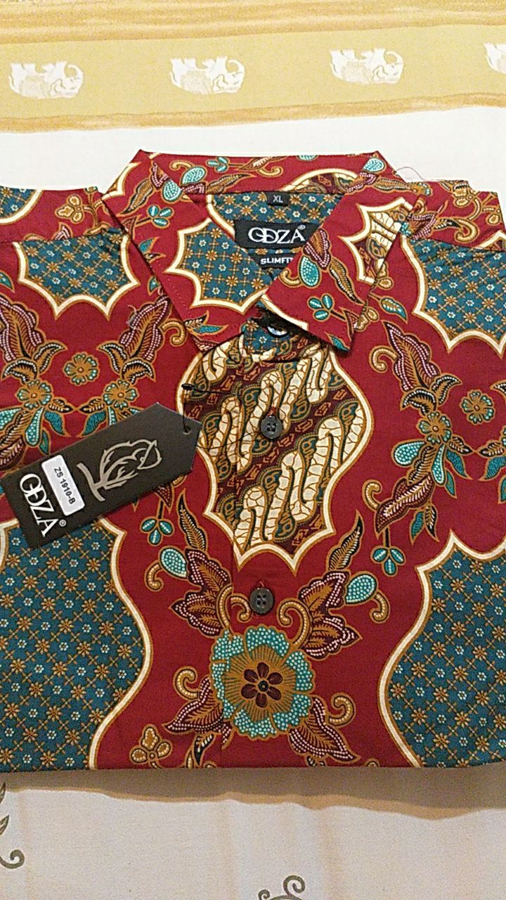 Odza Baju Pria Kemeja Batik Lengan Pendek Atasan Kemeja Modern Slimfit Efganta