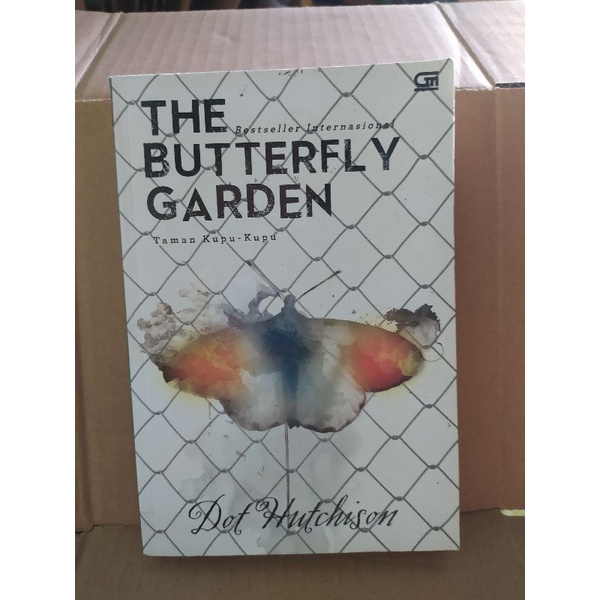 Novel Preloved The Butterfly Garden