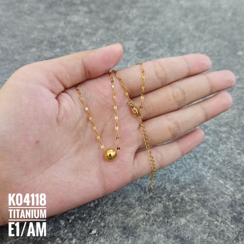 Kalung Titanium Bola Gold K04118