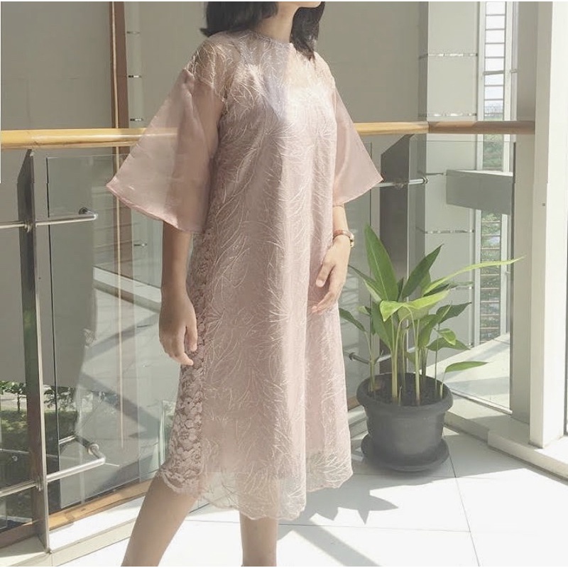 SEWA Riris Dress bukan Kina Atelier