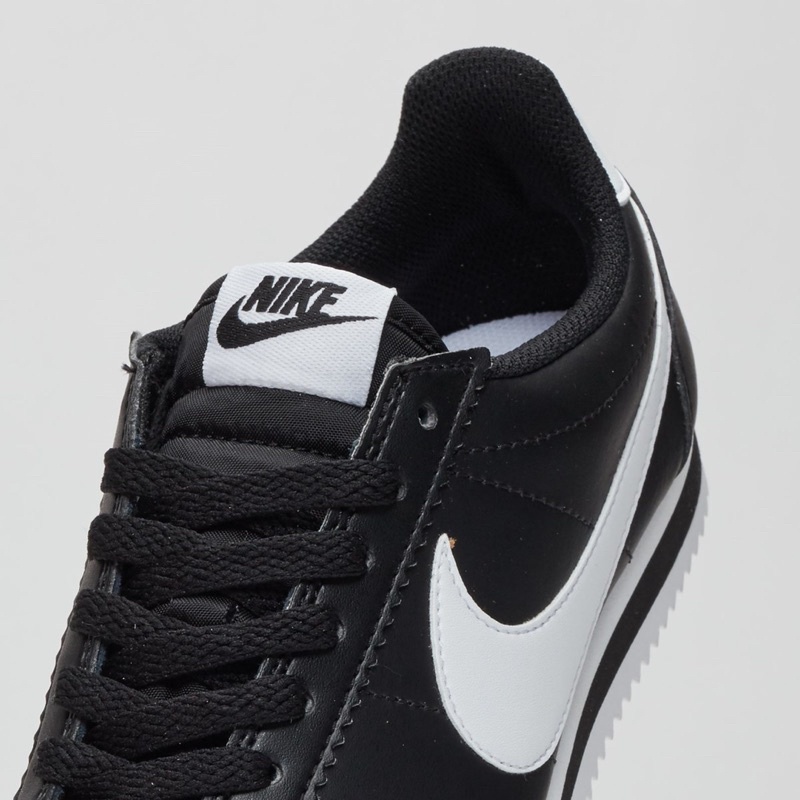 nike cortez womens black and white