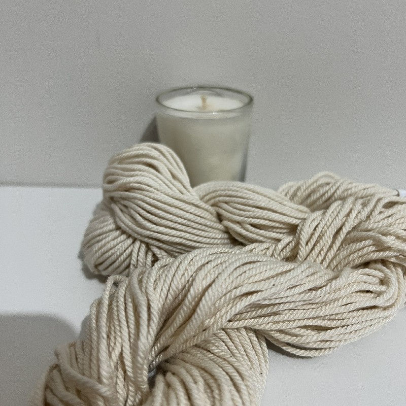 Sumbu Lilin Meteran Diameter 4mm milimeter Homemade Benang Berkualitas Good Quality Ukuran Malam Night Gelap Api Bahan Penerang Terang Cahaya Dekorasi Alat Perlengkapan Awet Tahan Lama Bakar Putih White Candle Wick Thread Decoration Grosir Prakarya Malang