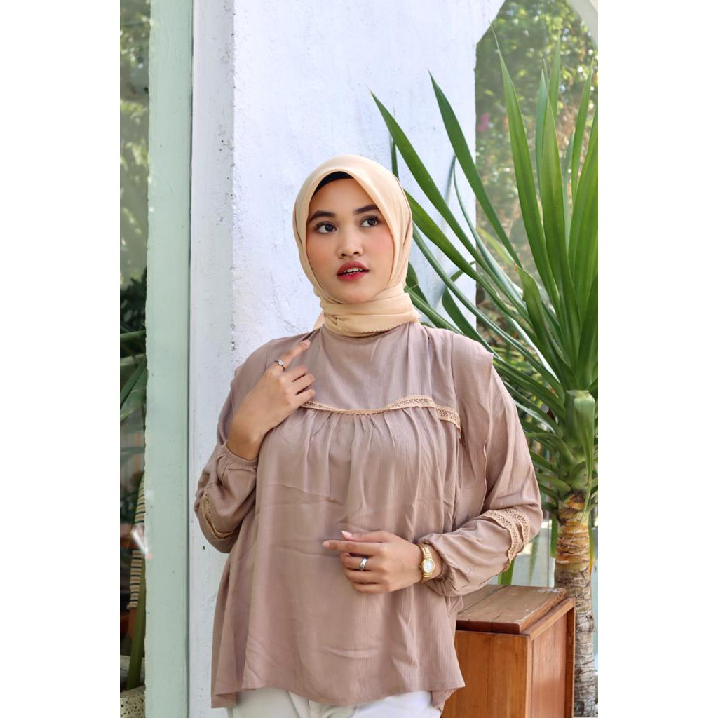 Zahera Blouse Nude