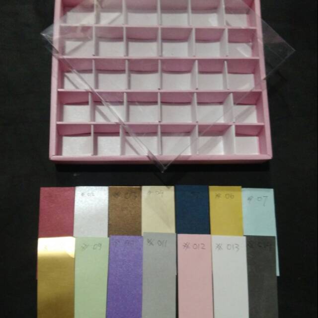 

kotak coklat/nastar - box coklat/nastar sekat 30 (5x6)