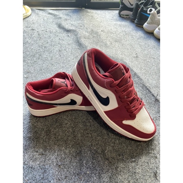 Air Jordan Low Merah Maroon