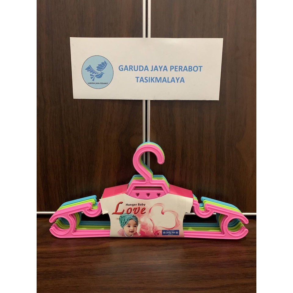 Gantungan Baju/ Hanger Baju Bayi