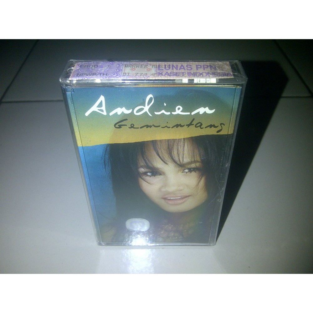 Andien Gemintang 2005 Original Kaset Segel Yuni Shara Elfa Secioria 5 Wanita Ungu Rieka Roslan Shopee Indonesia andien gemintang 2005 original kaset segel yuni shara elfa secioria 5 wanita ungu rieka roslan