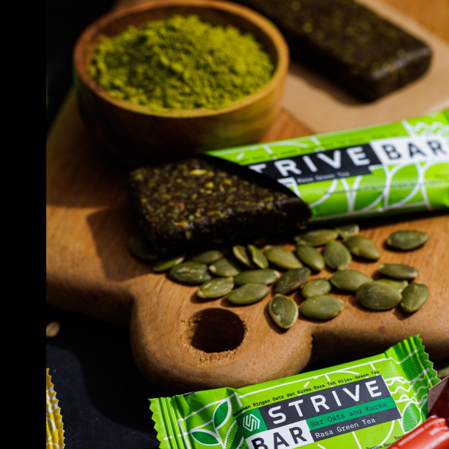 STRIVE BITE RASA GREEN TEA ENERGY BAR 1BOX ISI 5PCS