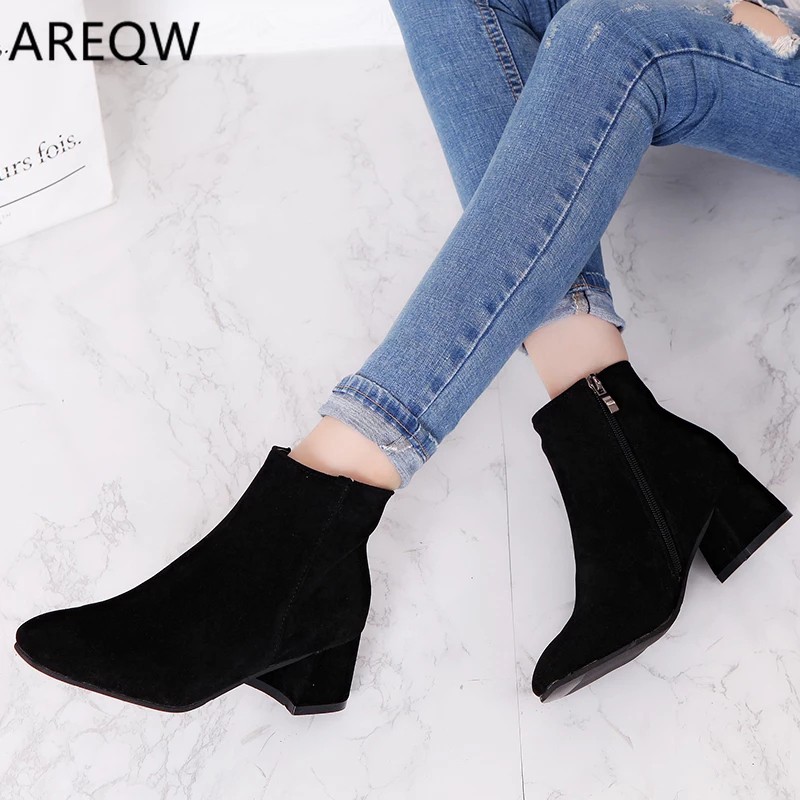 Sepatu Boots Wanita Hak Tebal Sepatu Boots Kerja Wanita Hak Tinggi sepatu Boots Kulit Wanita MD 39