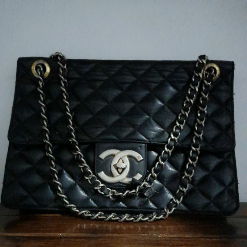 Chanel Preloved_Bag_Rantai