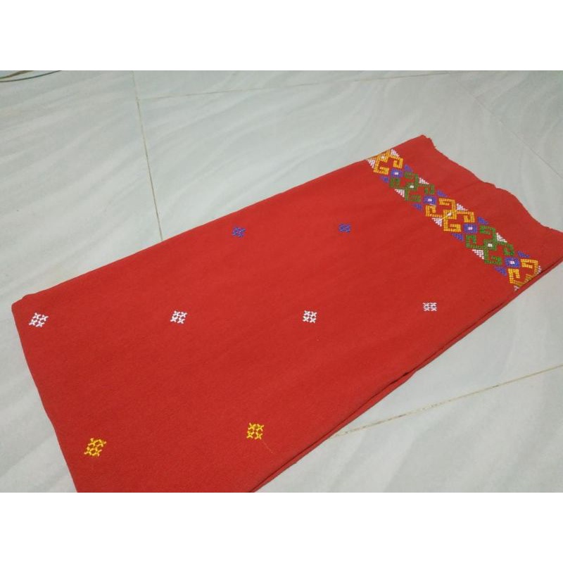 KAIN TENUN PABINTIK MOTIF TORAJA