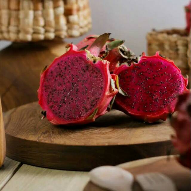 

Buah naga 1 kg fruit dragon segar