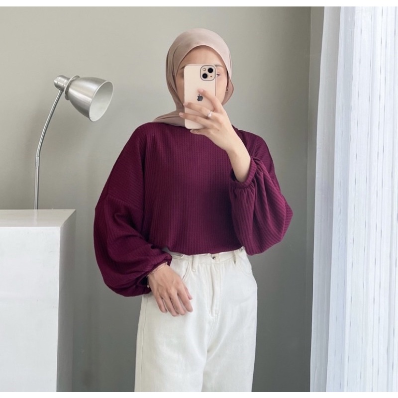 Jual Aimee Sweater by Edmee Outfit (READY) | Shopee Indonesia