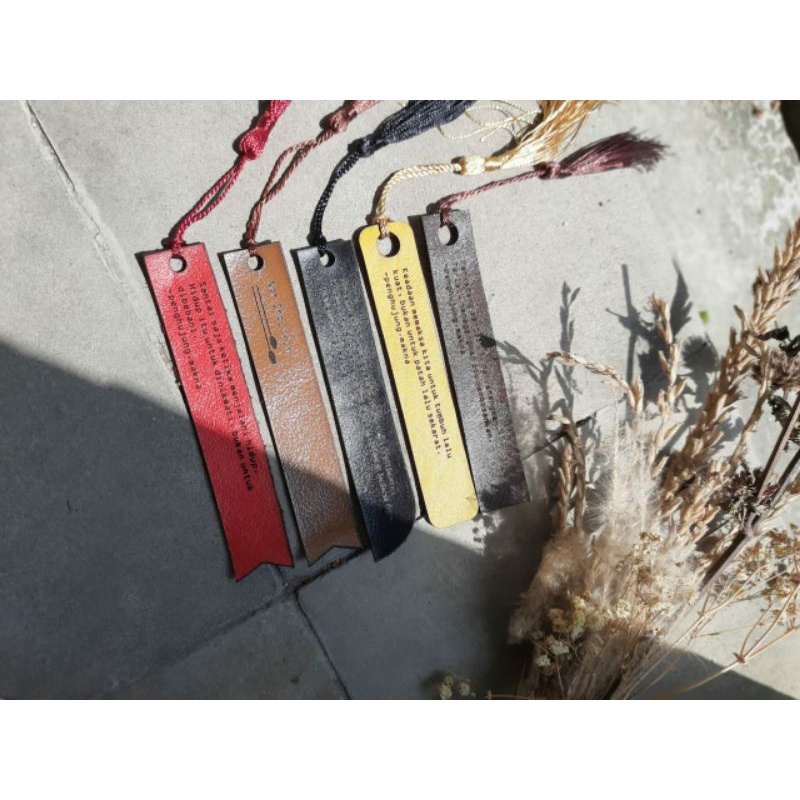 

Pembatas Buku Custom