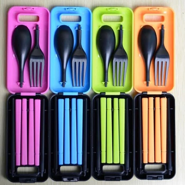 Sendok Travel Portable Alat Peralatan Makan Garpu Sumpit Cutlery Set