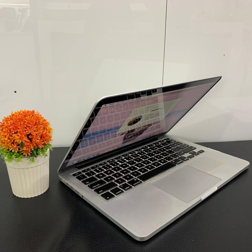 MacBook Pro Retina 13 inch Early 2015 Corei7 3.1GHz Ram 16GB Ssd 512 GB SECOND