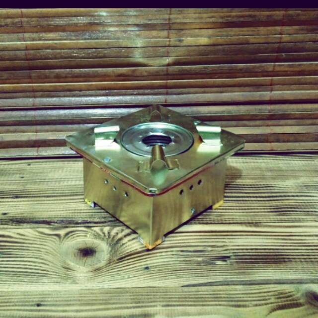 Kompor spirtus kecil