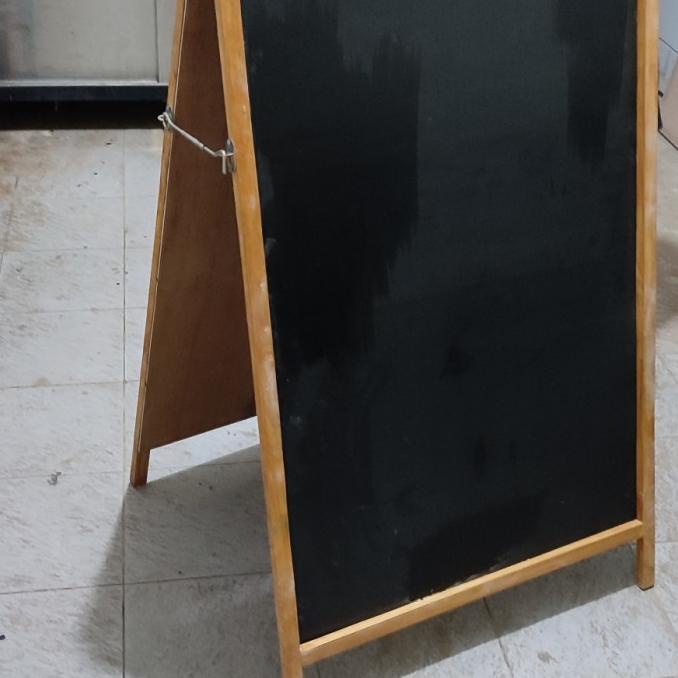 

Office & Stationery | Alat Tulis | Papan Tulis Kapur Blackboard 2 Muka Standing | Best Seller