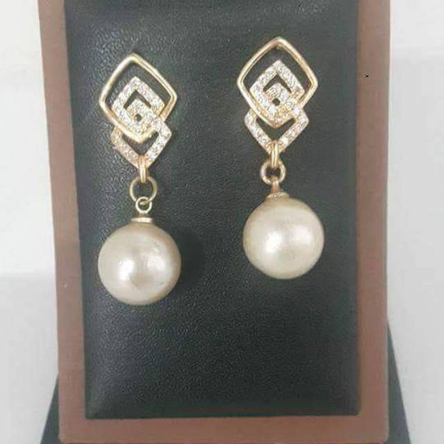 Giwang mutiara laut asli lombok