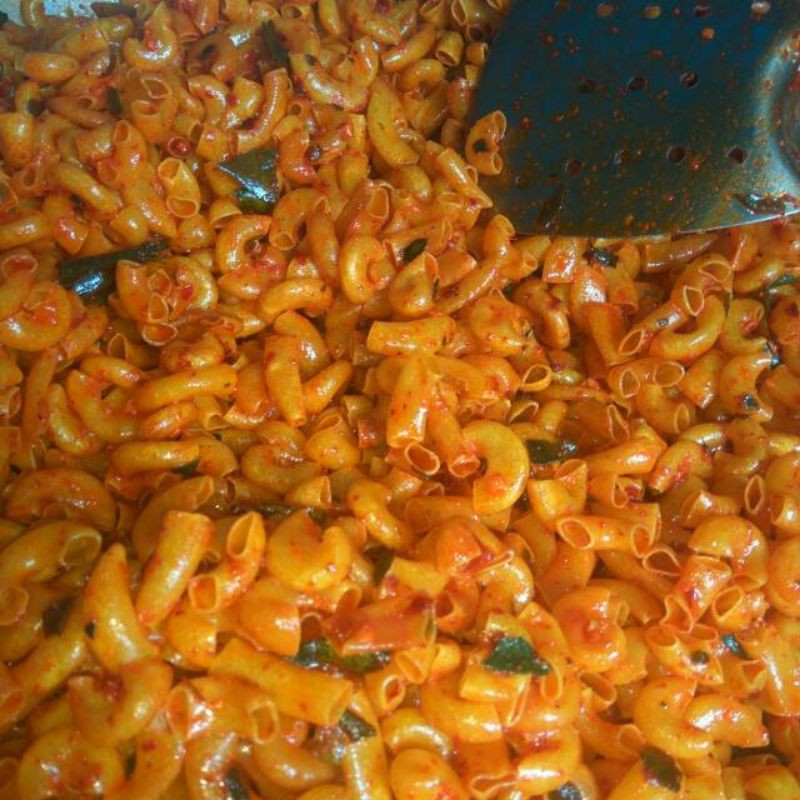 

Makaroni Bantet Pedas - Makanan Ringan Cemilan Pedas - Makaroni Spiral