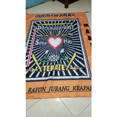 CETAK BENDERA PSHT MURAH // GIANT FLAG MURAH UKURAN 150x200