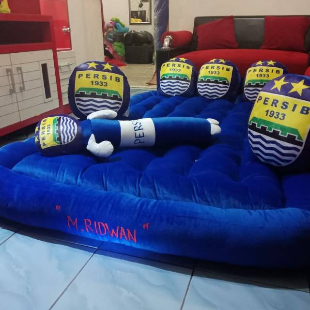 Kasur lantai karakter