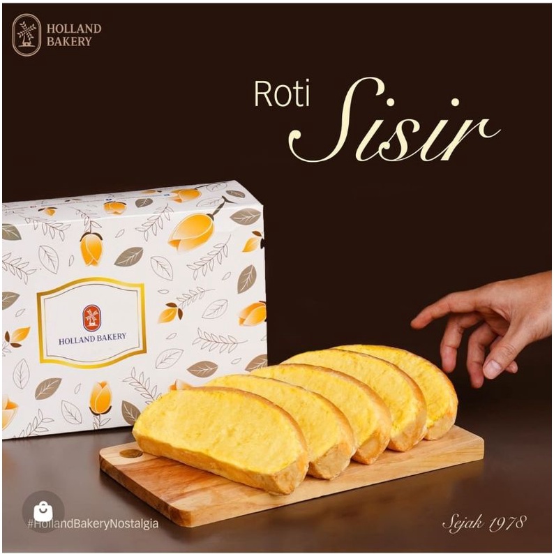 

Roti sisir by Holland Bakery