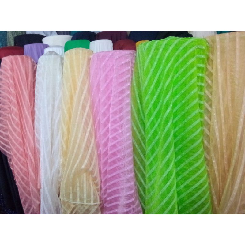 kain organza motif salur