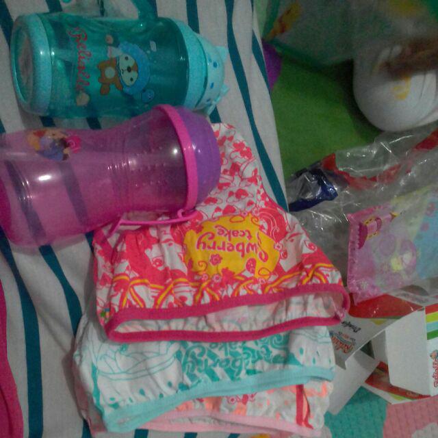 Botol Minum Sedotan Anak 14090047