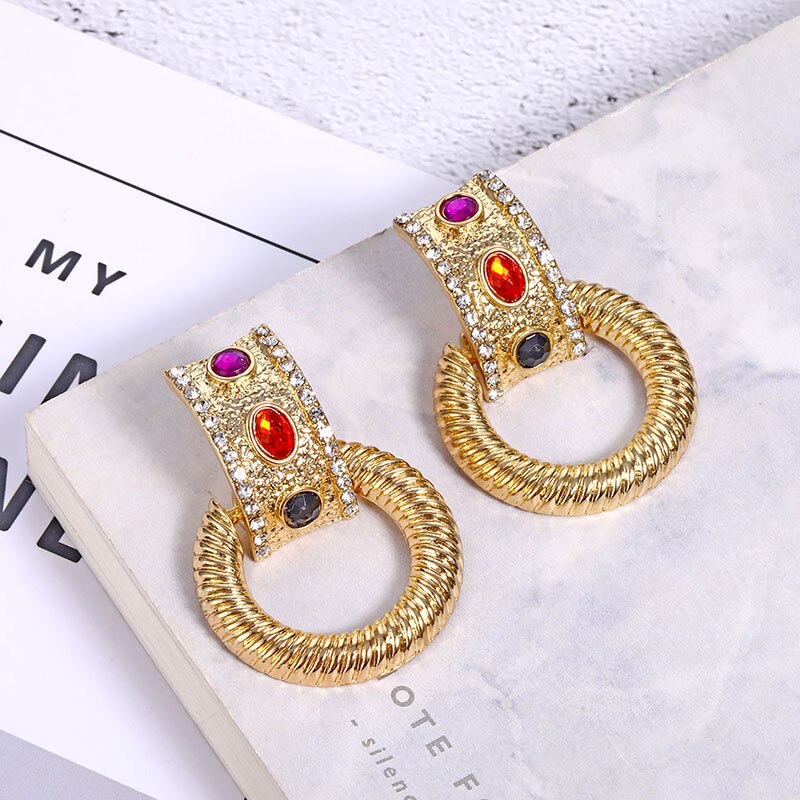 Anting Bentuk Bulat Geometris Bahan Logam Gaya Vintage Korea Untuk Wanita