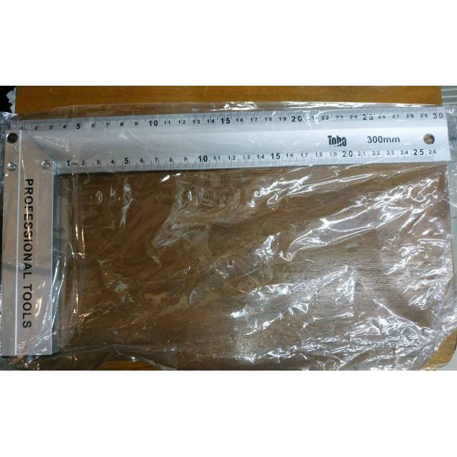 

Penggaris siku 300mm TOHO stainless steel