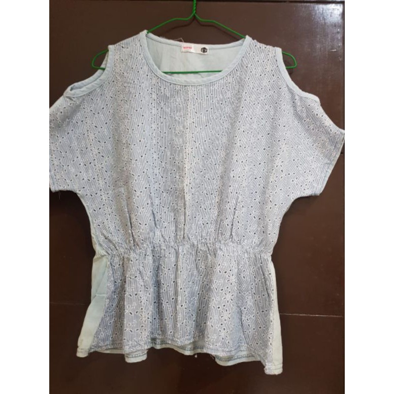 KEATASAN WANITA PRELOVED/BAJU PRELOVED WANITA/KAOS WANITA PRELOVED