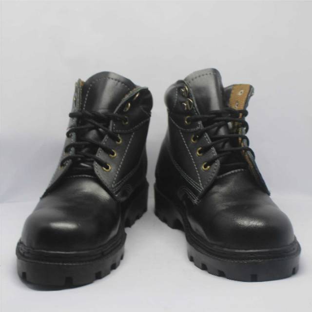 sepatu safety kulit-lapangan-kerja-proyek-kitchen-spbu-pratek