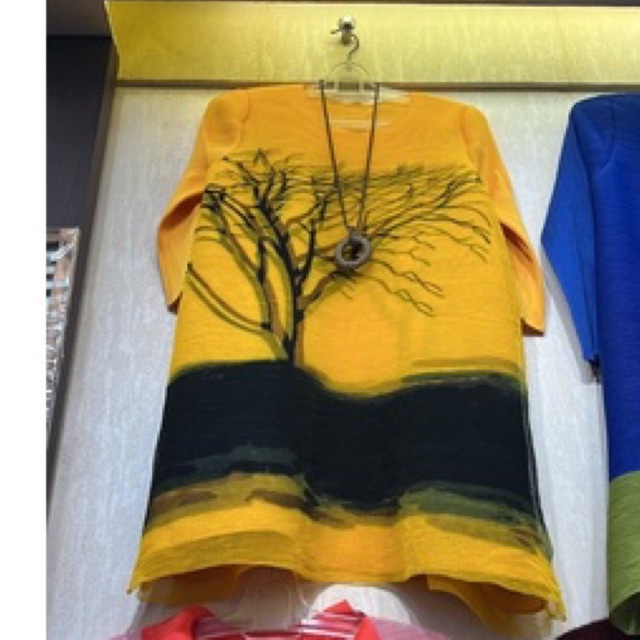 baju naik turun perempuan plisket