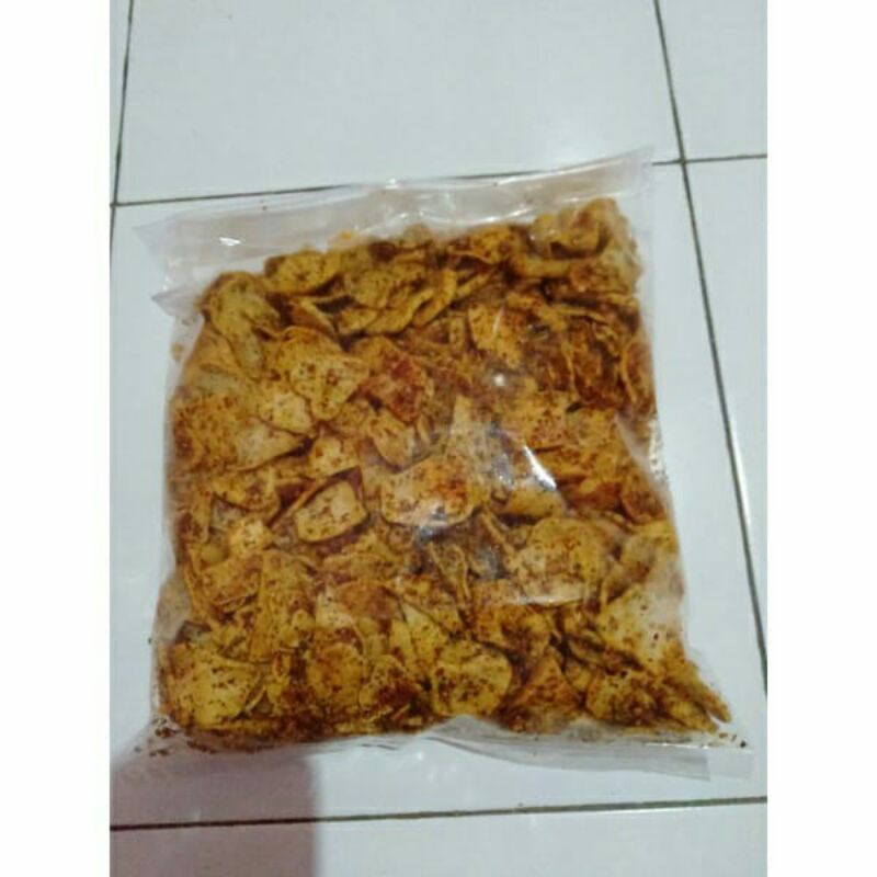

cemilan kering basreng cikruh pedasdaun jeruk kiloan