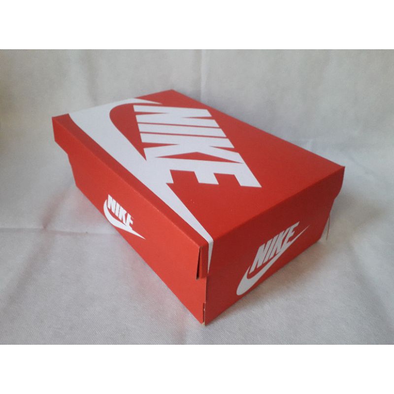 

dus sepatu nike dus inerbox dus ukuran dewasa