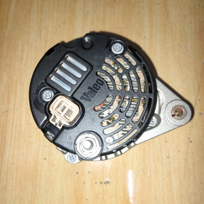 Valeo Generator / Alternator Hyundai Accent Verna 37300-23600