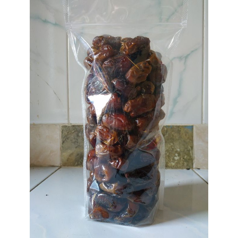 

Kurma 1 kg