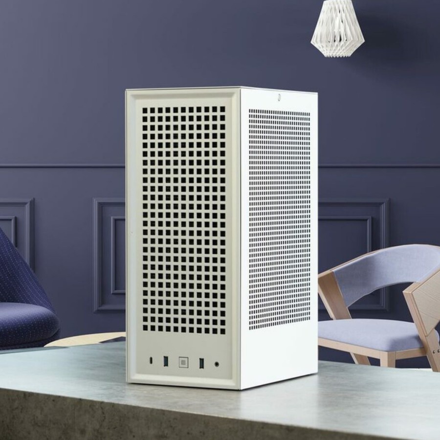 Hyte Revolt 3 PC Case Casing Gaming ITX