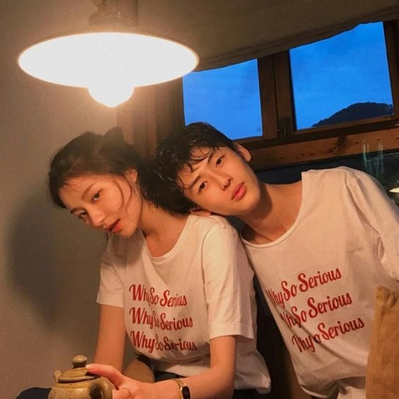 MYSTIQUE.ID-BAJU KAOS COUPLE BOY&amp;GIRL WHY SO SERIOUS T-SHIRT LUCU DAN AESTHETIC