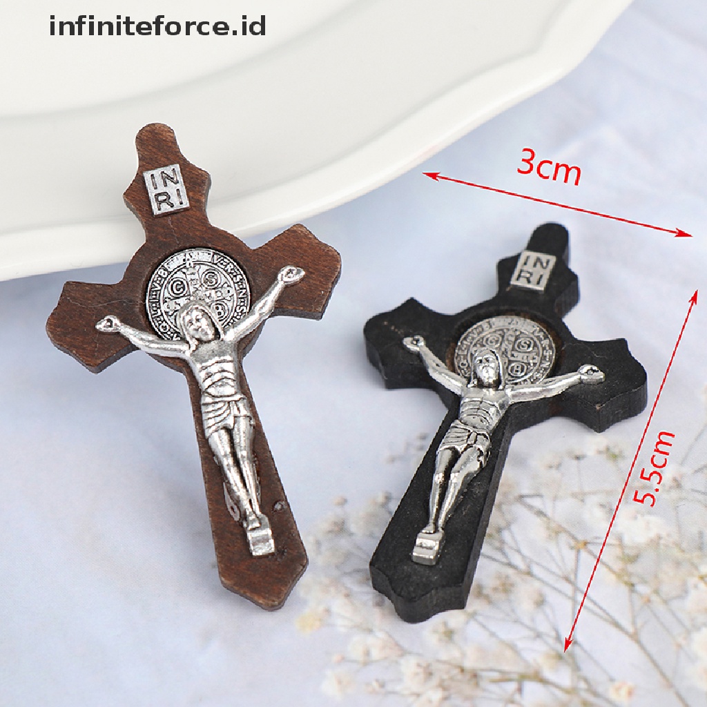 Kalung Salib Yesus Bahan Kayu