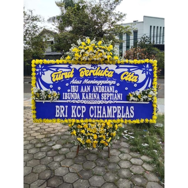 KARANGAN BUNGA PAPAN DUKACITA BANDUNG